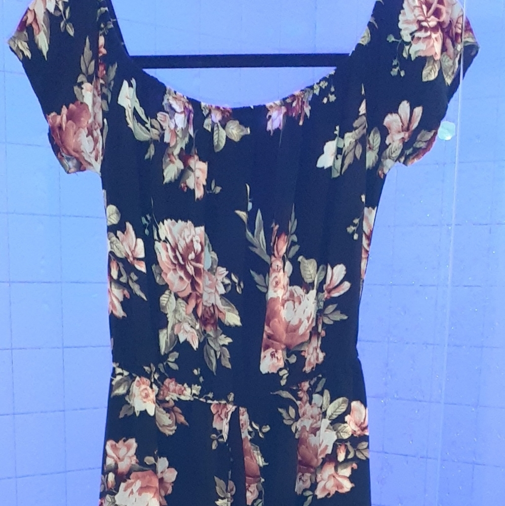 FLORAL DRESS/ROMPER - Picture 3 of 4